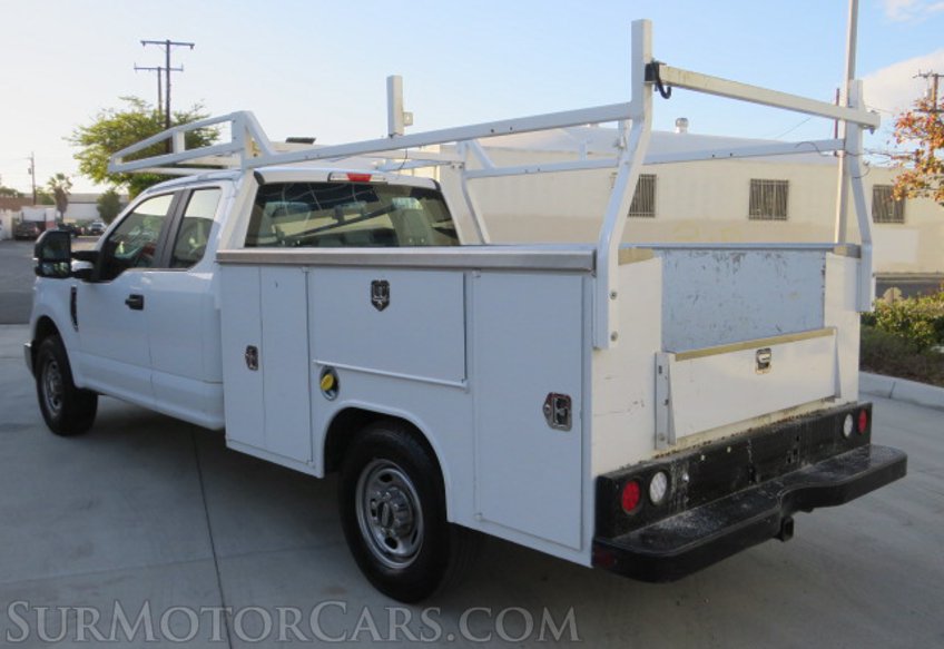 2017 Ford Super Duty F-250 SRW - Image 9