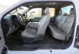 2017 Ford Super Duty F-250 SRW - Image 24