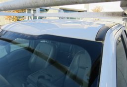 2017 Ford Super Duty F-250 SRW - Image 19