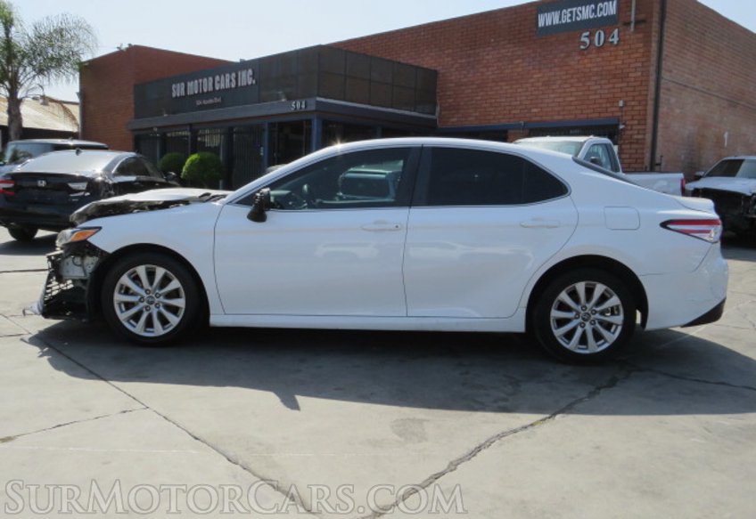 2018 Toyota Camry - Image 10
