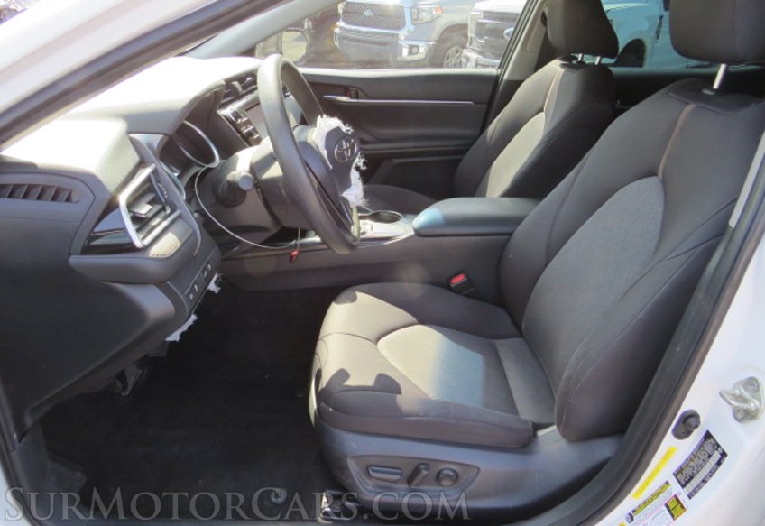 2018 Toyota Camry - Image 22