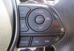 2018 Toyota Camry - Image 31