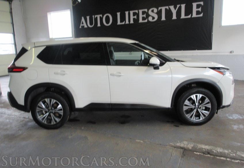 2021 Nissan Rogue - Image 9