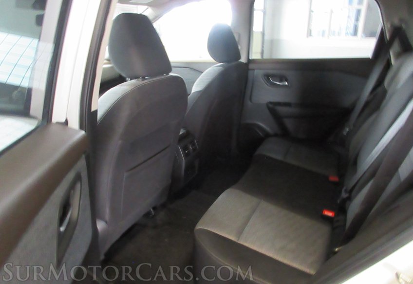 2021 Nissan Rogue - Image 29