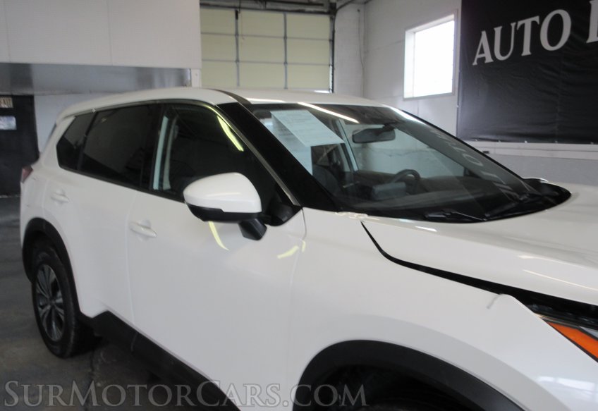 2021 Nissan Rogue - Image 15