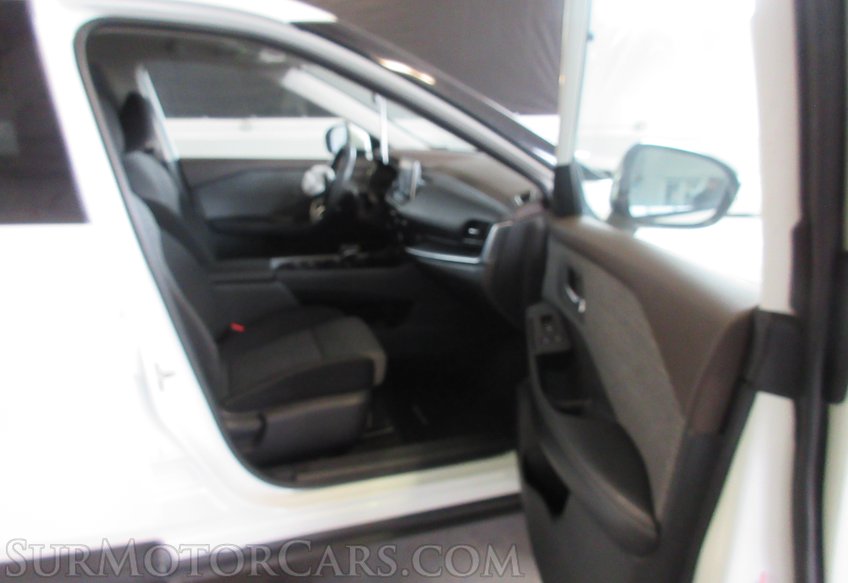 2021 Nissan Rogue - Image 27