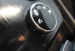 2021 Nissan Rogue - Image 40