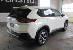 2021 Nissan Rogue - Image 5