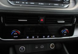 2021 Nissan Rogue - Image 41