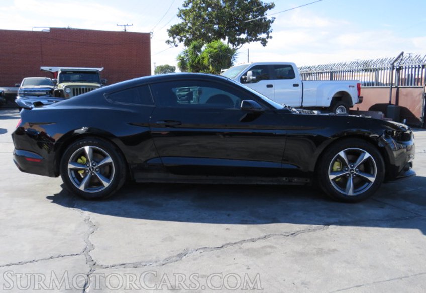 2017 Ford Mustang - Image 9