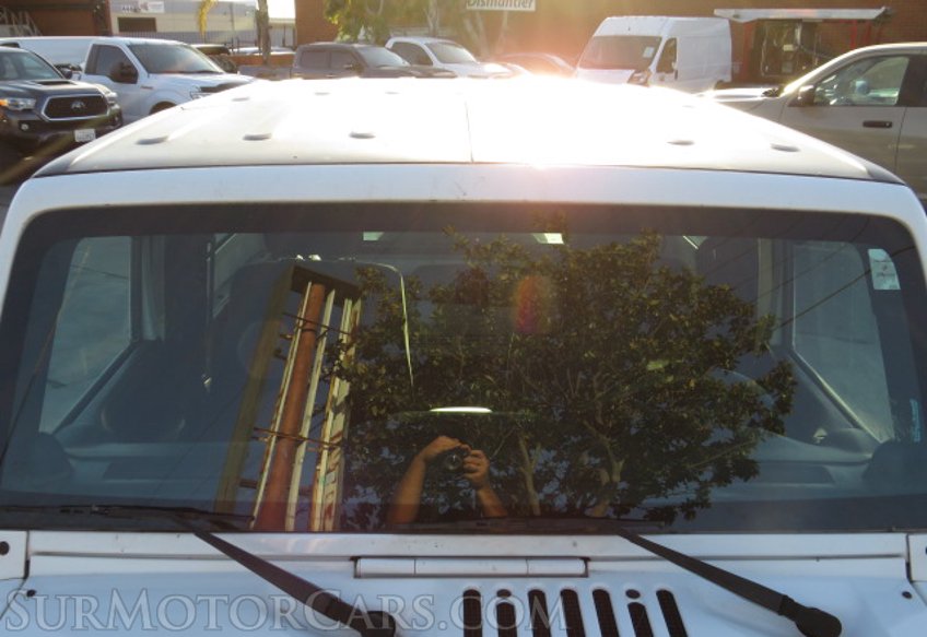 2012 Jeep Wrangler - Image 15