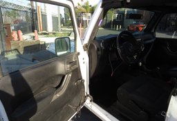 2012 Jeep Wrangler - Image 17