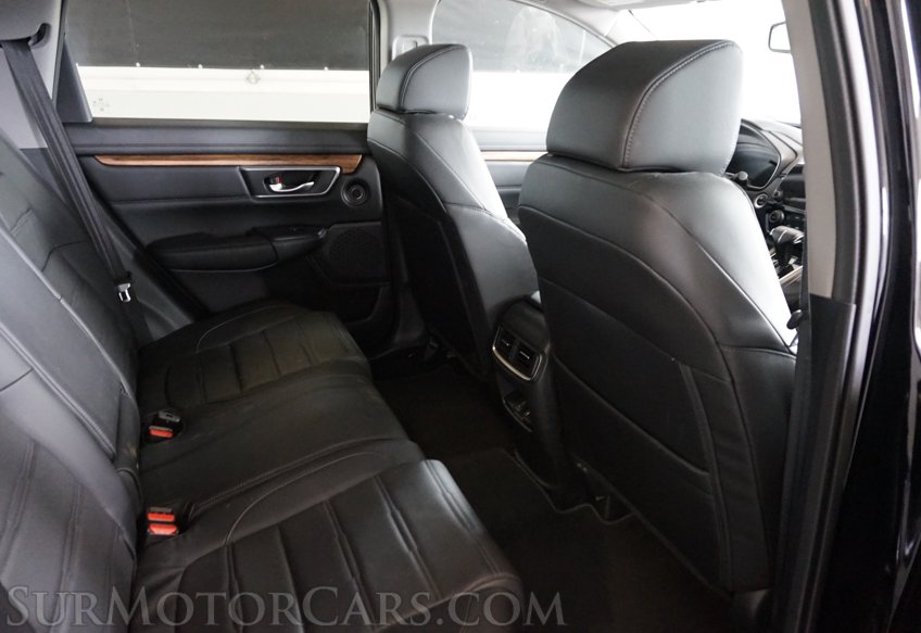 2017 Honda CR-V - Image 32