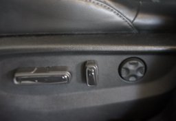 2017 Honda CR-V - Image 42