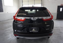 2017 Honda CR-V - Image 11