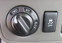 2019 Nissan Frontier - Image 40