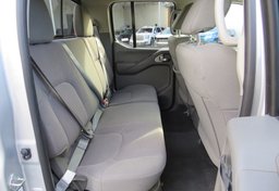 2019 Nissan Frontier - Image 30