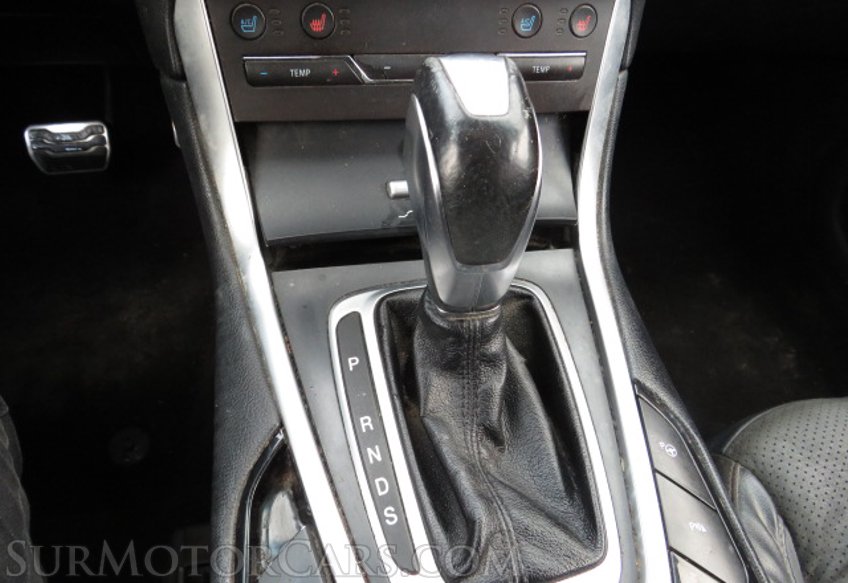 2015 Ford Edge - Image 30