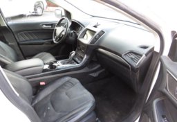 2015 Ford Edge - Image 17