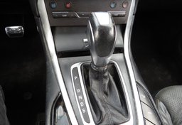 2015 Ford Edge - Image 30