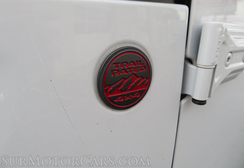 2020 Jeep Gladiator - Image 19