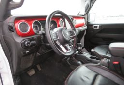 2020 Jeep Gladiator - Image 32