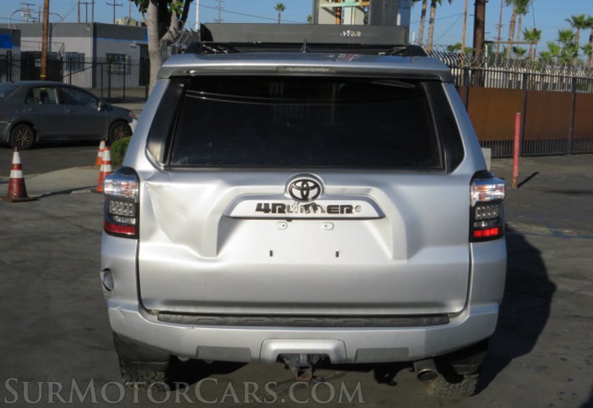 2019 Toyota 4Runner - Image 11
