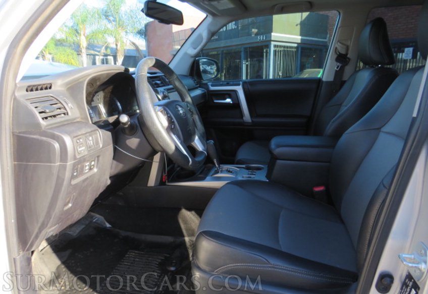 2019 Toyota 4Runner - Image 29