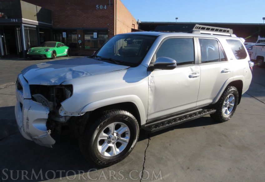 2019 Toyota 4Runner - Image 2