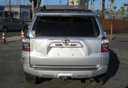 2019 Toyota 4Runner - Image 11