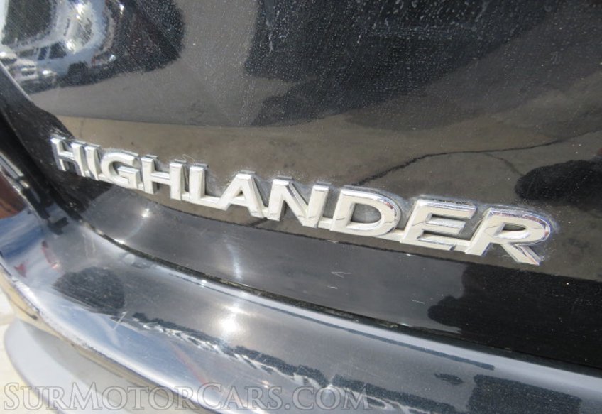 2017 Toyota Highlander - Image 20