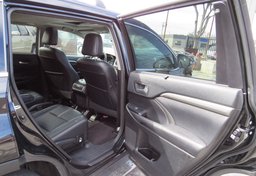 2017 Toyota Highlander - Image 24