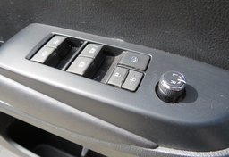 2017 Toyota Highlander - Image 43