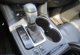 2017 Toyota Highlander - Image 47