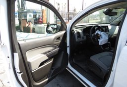 2017 Chevrolet Colorado - Image 19