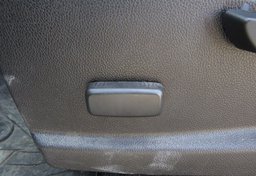 2017 Chevrolet Colorado - Image 36