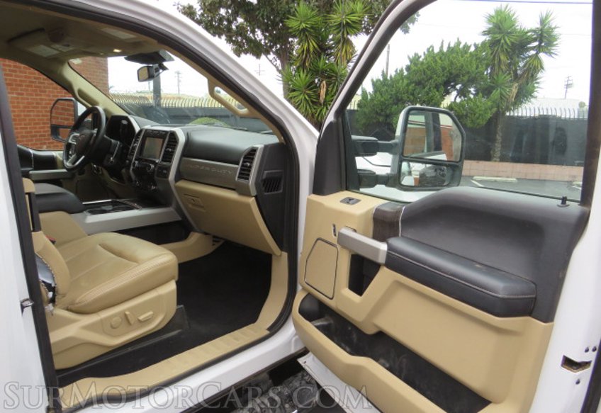 2020 Ford F-250 Super Duty - Image 24