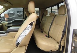 2020 Ford F-250 Super Duty - Image 27