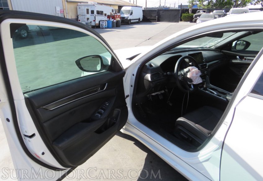 2019 Honda Accord Sedan - Image 20