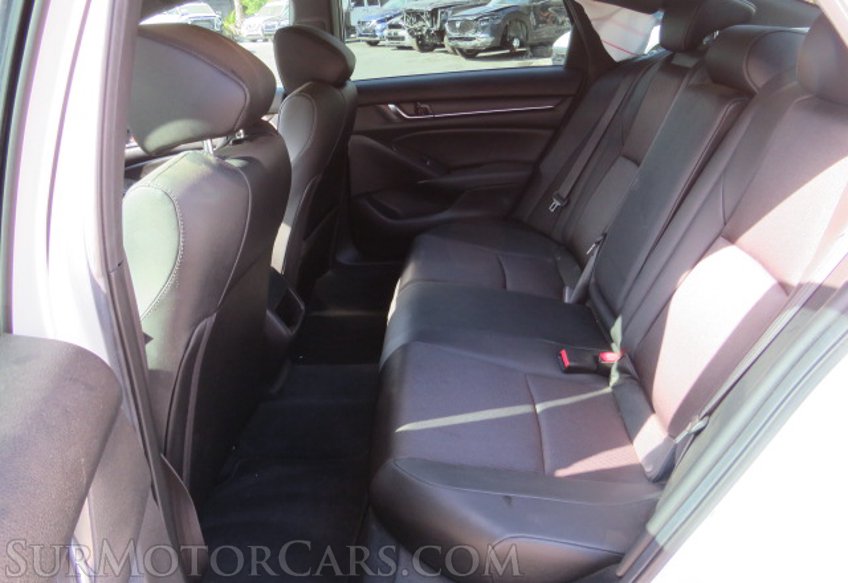 2019 Honda Accord Sedan - Image 28