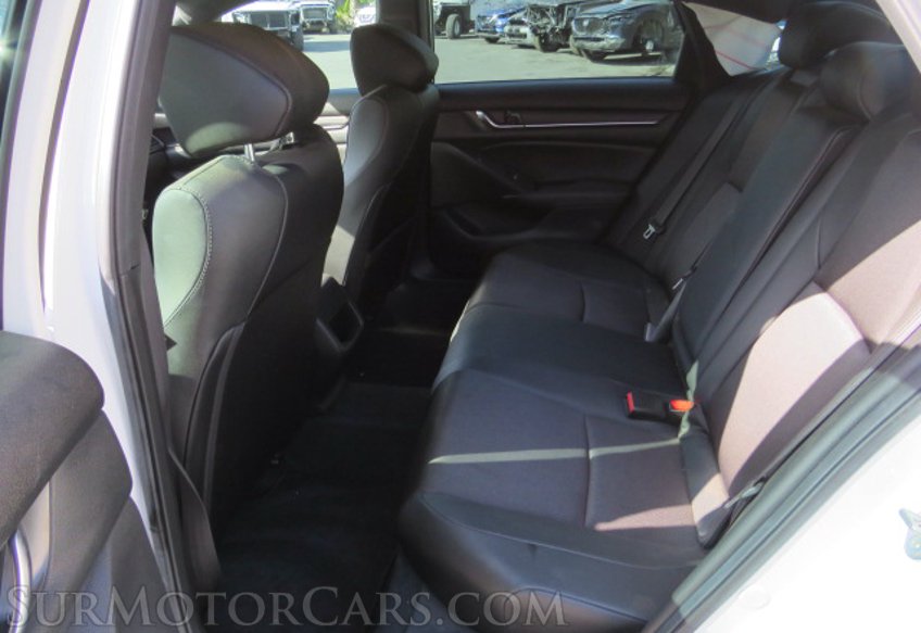2019 Honda Accord Sedan - Image 30
