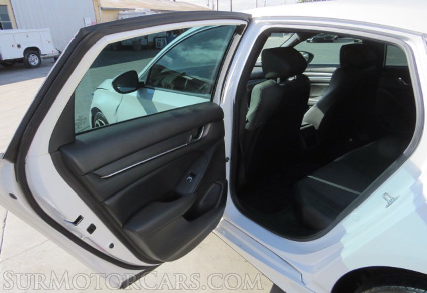 2019 Honda Accord Sedan - Image 26