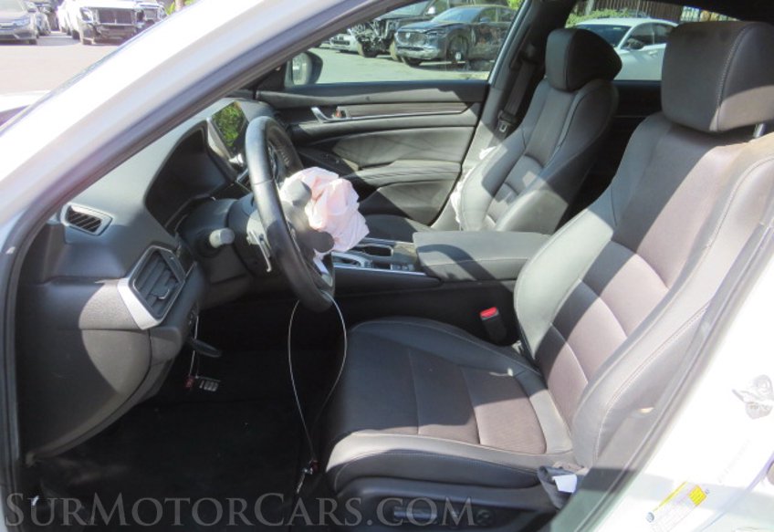 2019 Honda Accord Sedan - Image 24