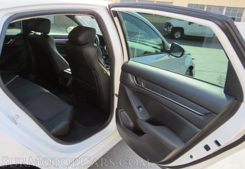 2019 Honda Accord Sedan - Image 27