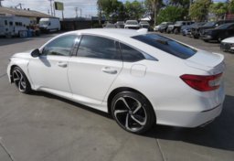 2019 Honda Accord Sedan - Image 10