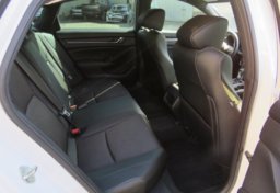 2019 Honda Accord Sedan - Image 31