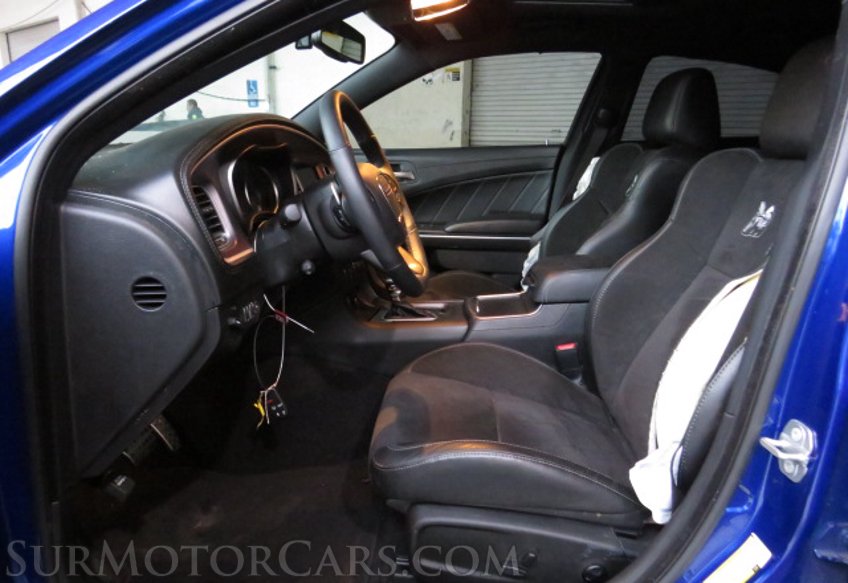 2020 Dodge Charger - Image 21