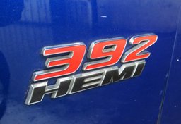 2020 Dodge Charger - Image 17