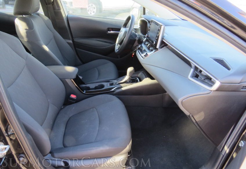 2020 Toyota Corolla - Image 25