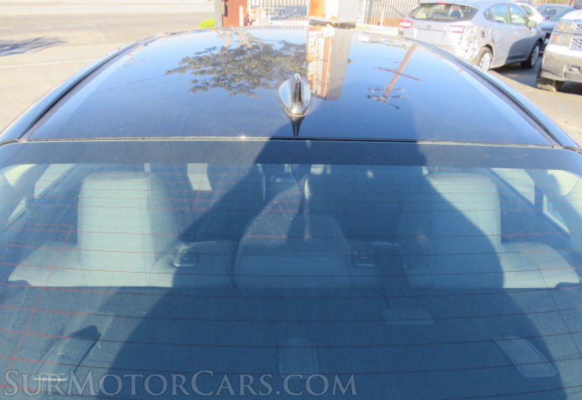 2020 Toyota Corolla - Image 15